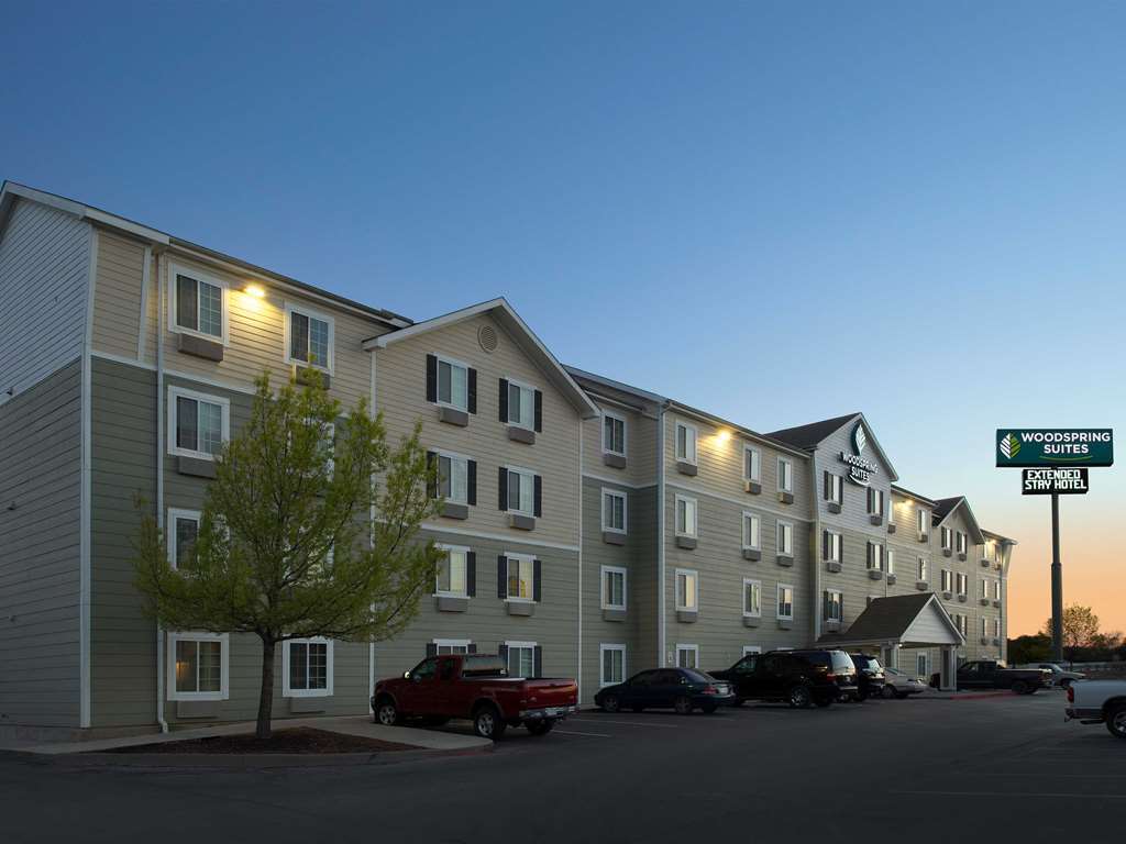 Woodspring Suites San Antonio North Live Oak I-35 Exterior foto